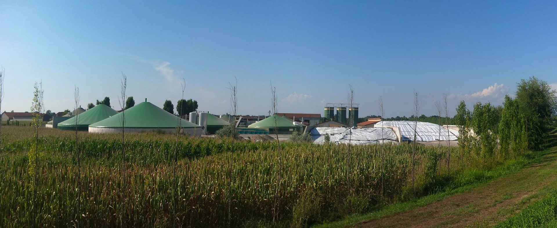 biogas plant advantages